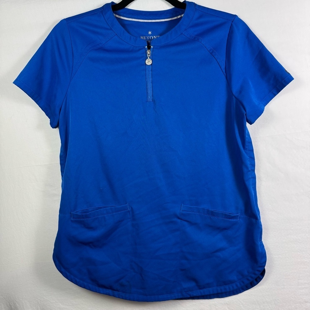 Beyond Scrubs Blue Women's Top Size XS